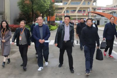 一線(xiàn)探機(jī)、夯基壘石，白沙洲人大代表建言獻(xiàn)策 助推高質(zhì)量發(fā)展